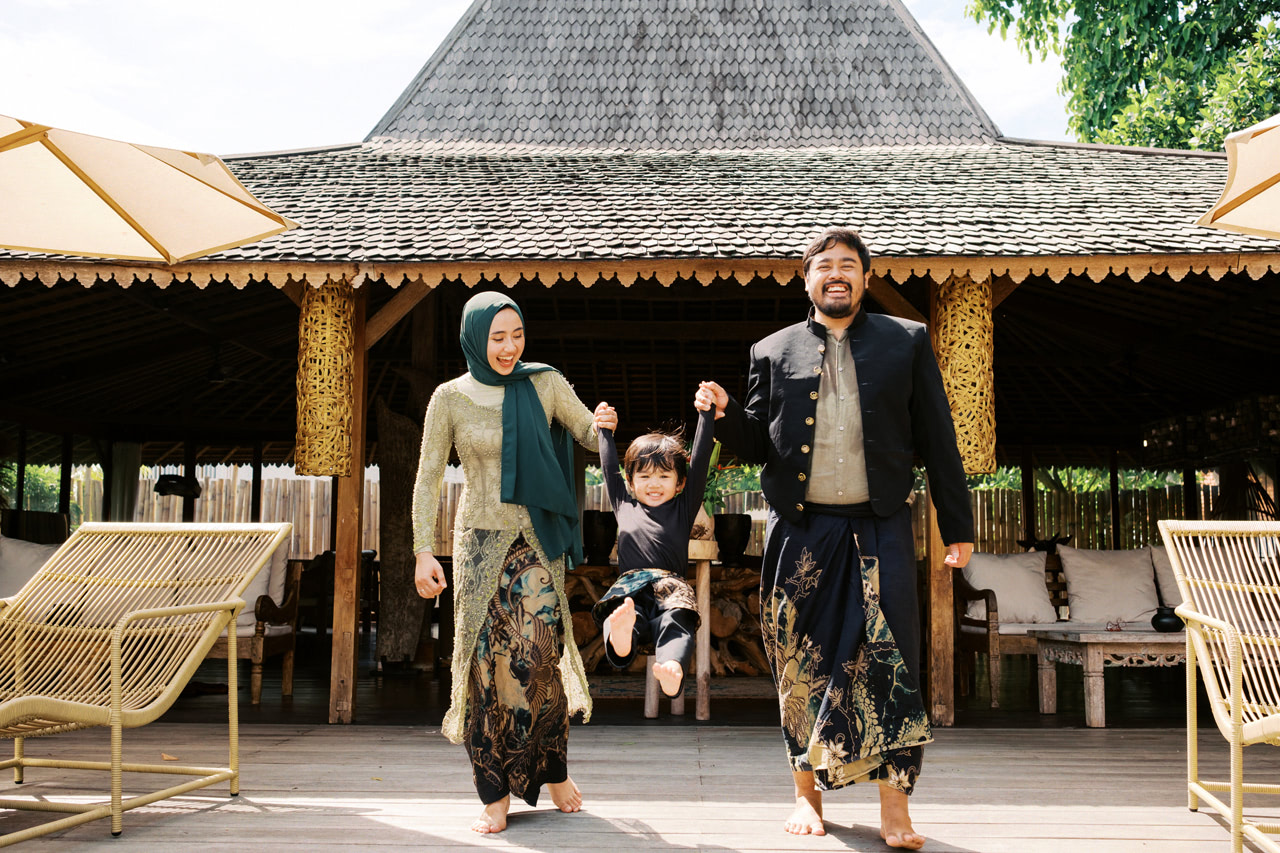 Bali Photoshoot with Traditional Kebaya 4