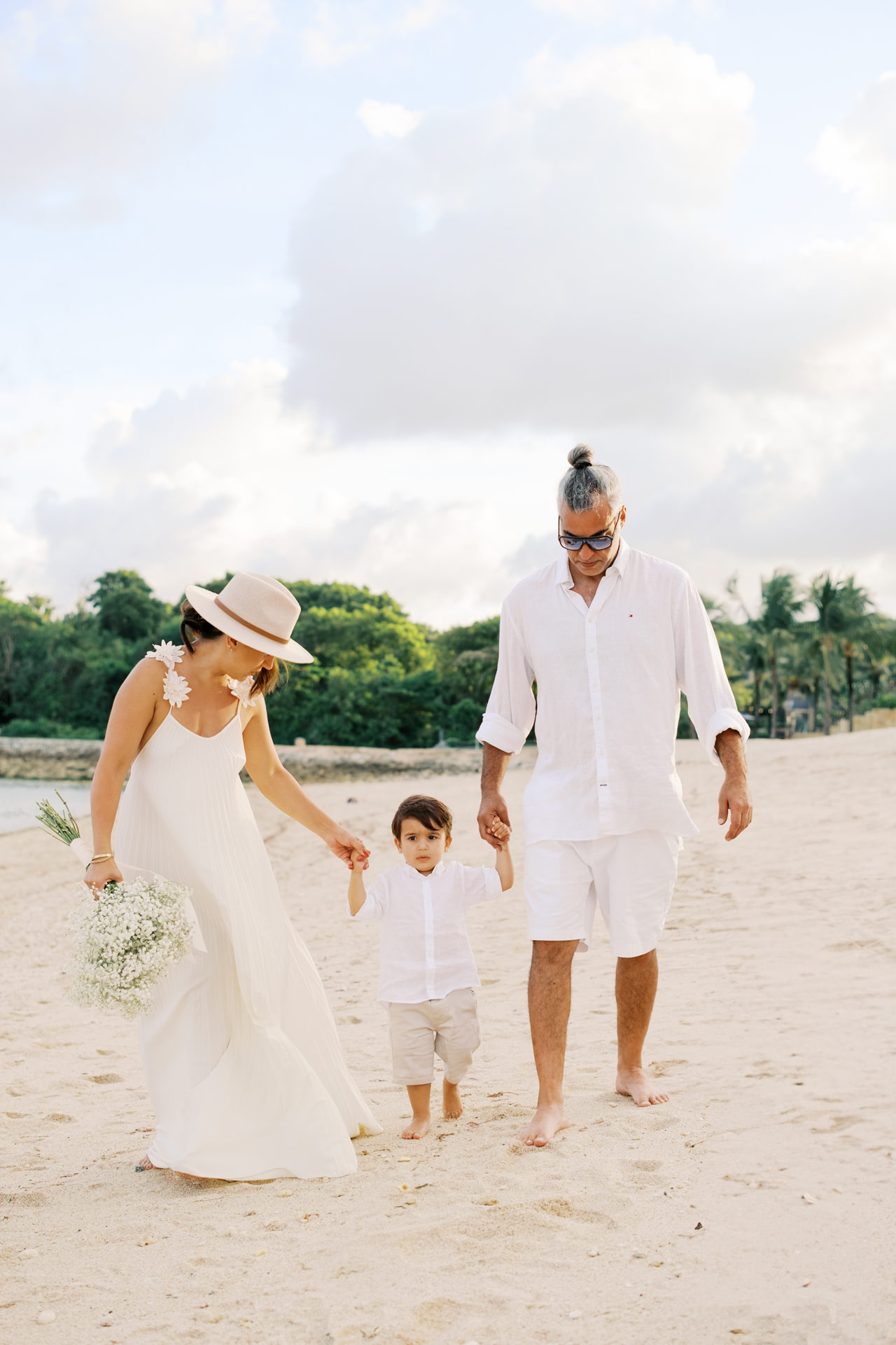 Wedding Anniversary Photoshoot at Mulia Bali 11