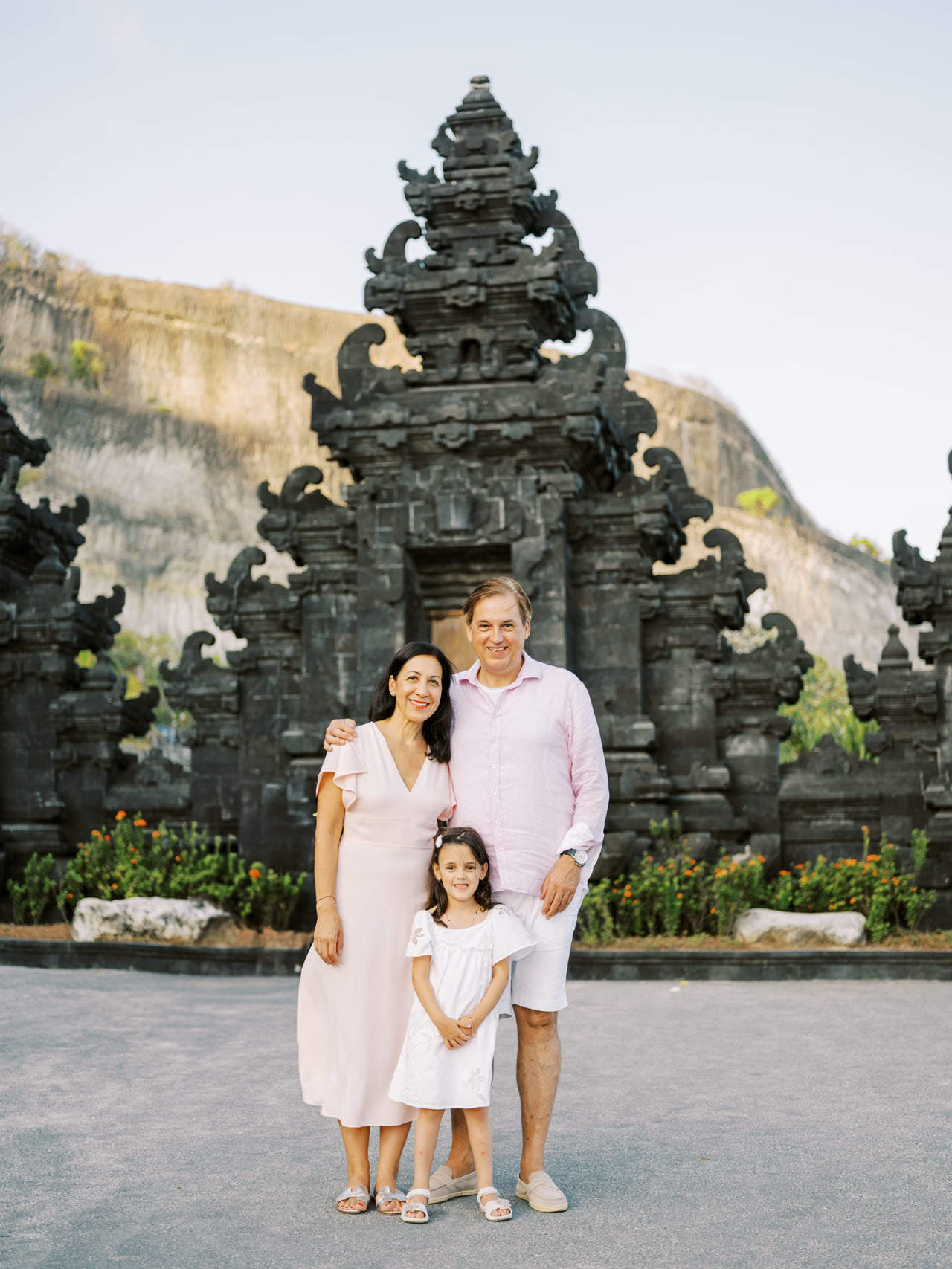 Melasti Beach Family Photo 4 Melasti Beach Family Photo 4