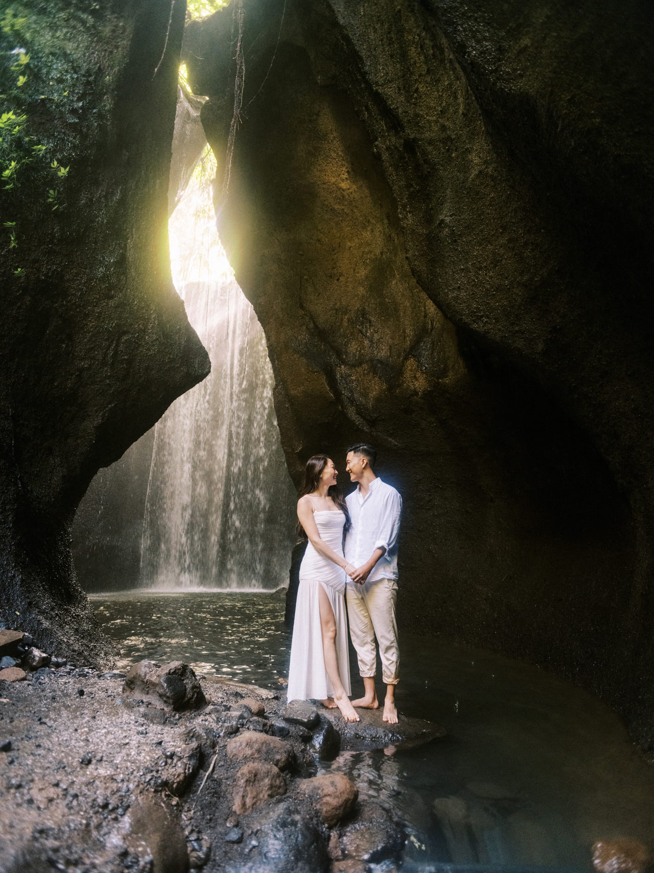 Karangasem Beach Engagement Session 33 Karangasem Beach Engagement Session 33