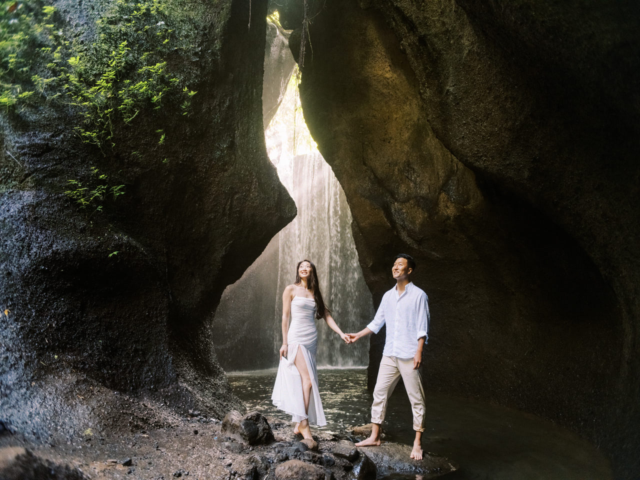 Karangasem Beach Engagement Session 35 Karangasem Beach Engagement Session 35