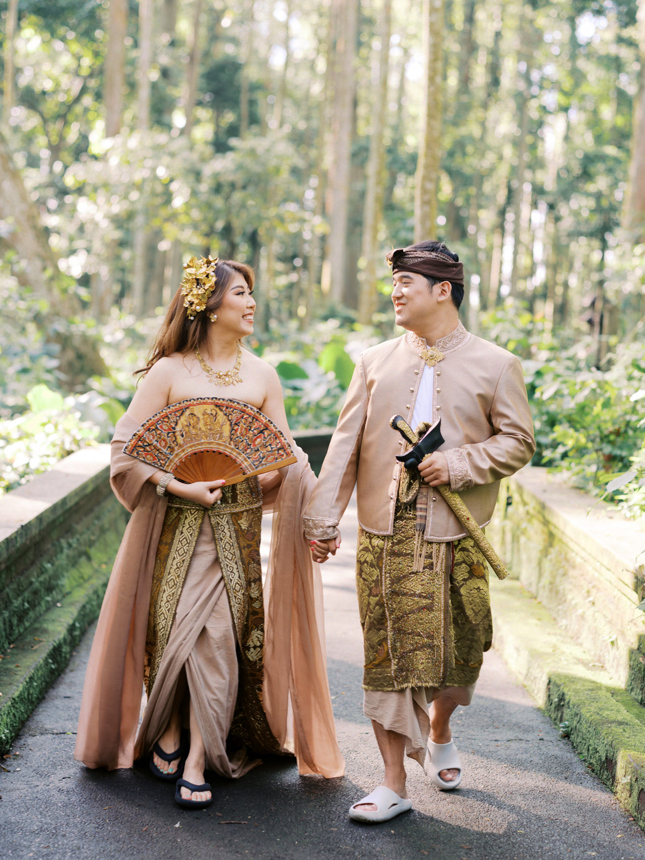 Traditional Balinese Outfit Photoshoot in Bali 27 Traditional Balinese Outfit Photoshoot in Bali 27