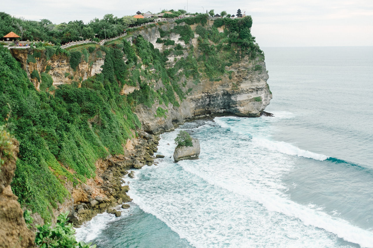 Honeymoon Photography Uluwatu Beach  Bali Thomas Beach 